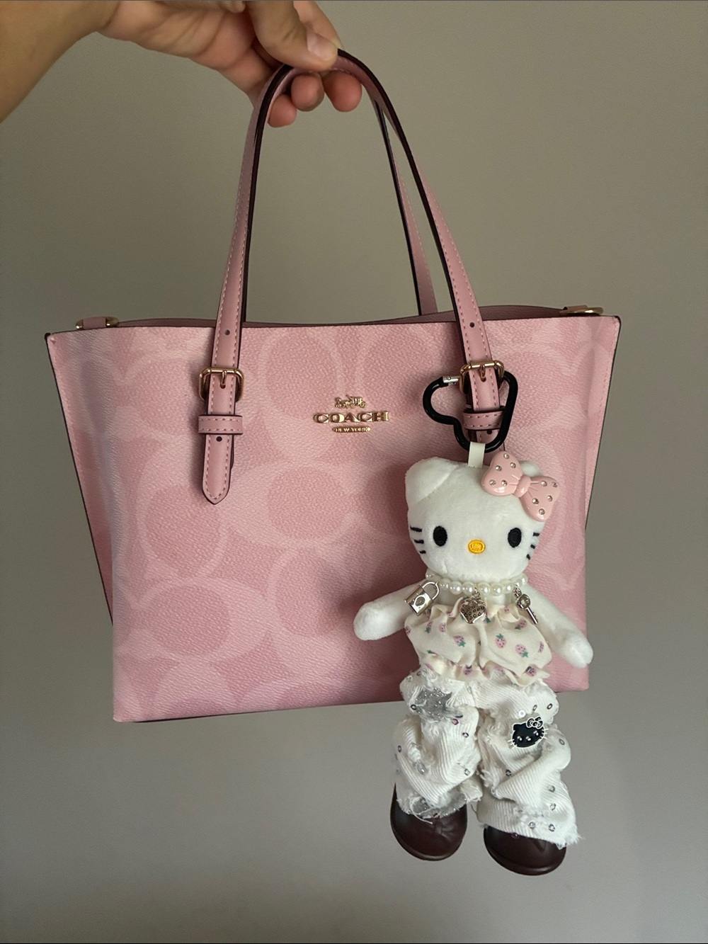 Hello Kitty White Plush Keychain Doll Bag Charm